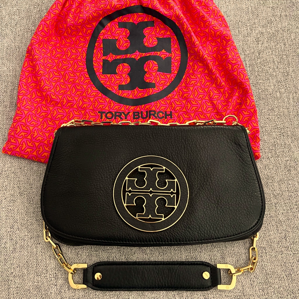 Tory Burch Amanda Black And Gold Clutch Crossbody Bag. Detachable Chain